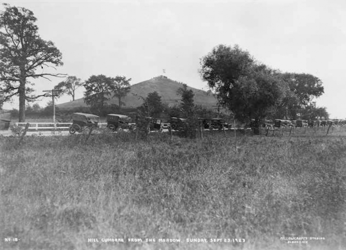 “Hill Cumorah from the Meadow” with automobiles in foreground, Manchester, New York, September 23, 1923. Courtesy CHL.